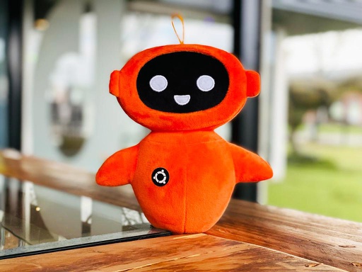 [3037000103] UBports Yumi Plush